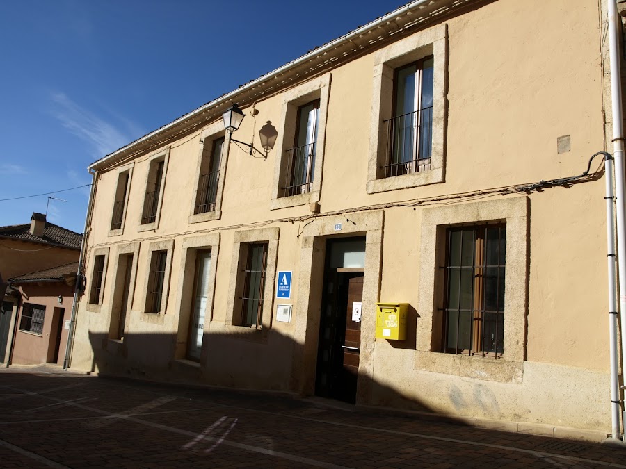 Albergue "La Tormenta" Fresno de Cantespino