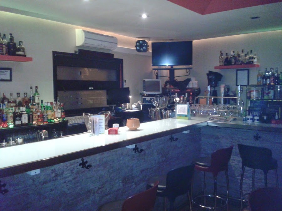 CAFE Y COPAS EL SALEGAR