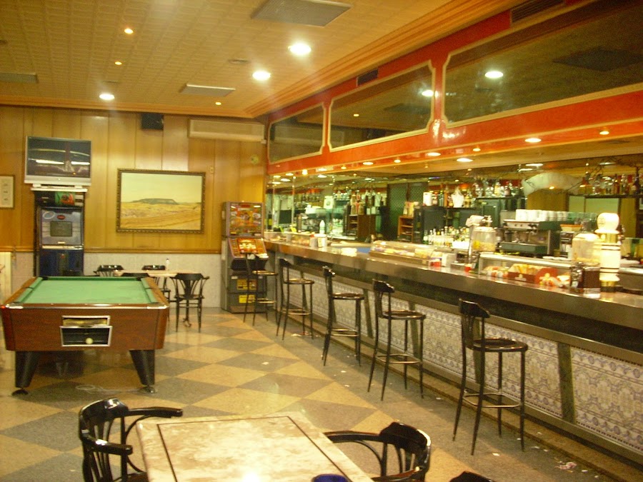 Bar Ideal