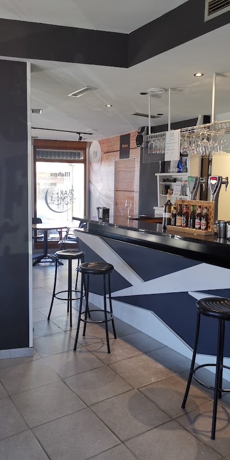 Bar Moli