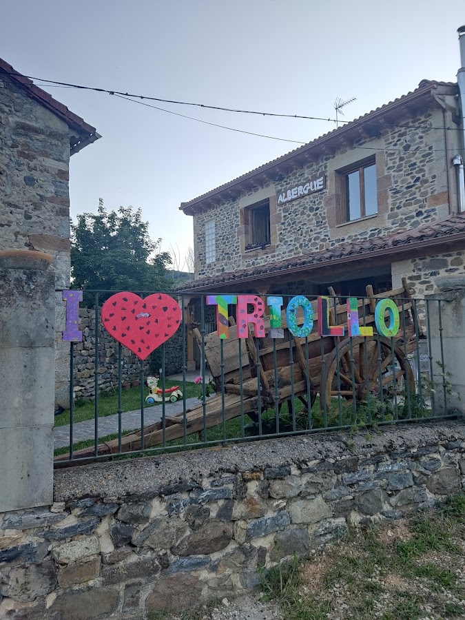 MESÓN ALBERGUE CURAVACAS