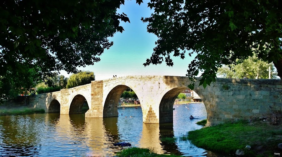 Navaluenga Puente Románico