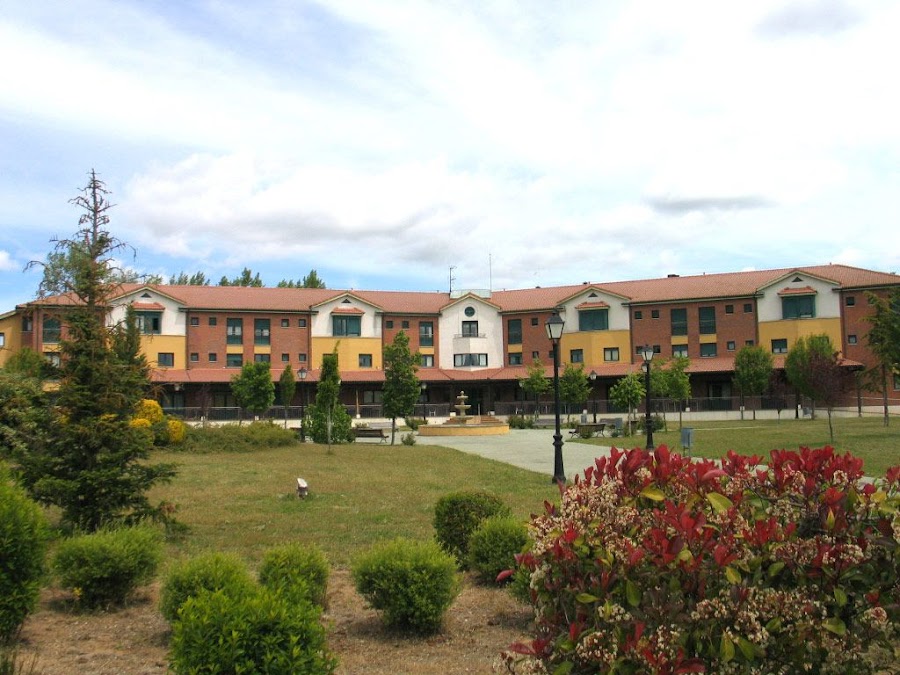 Residencia AYMO Perales