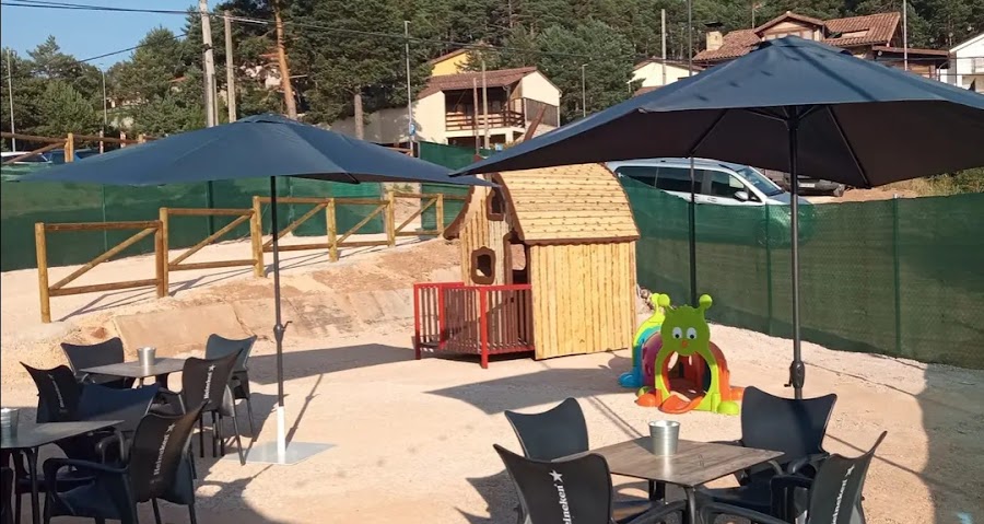 Terraza de pinares
